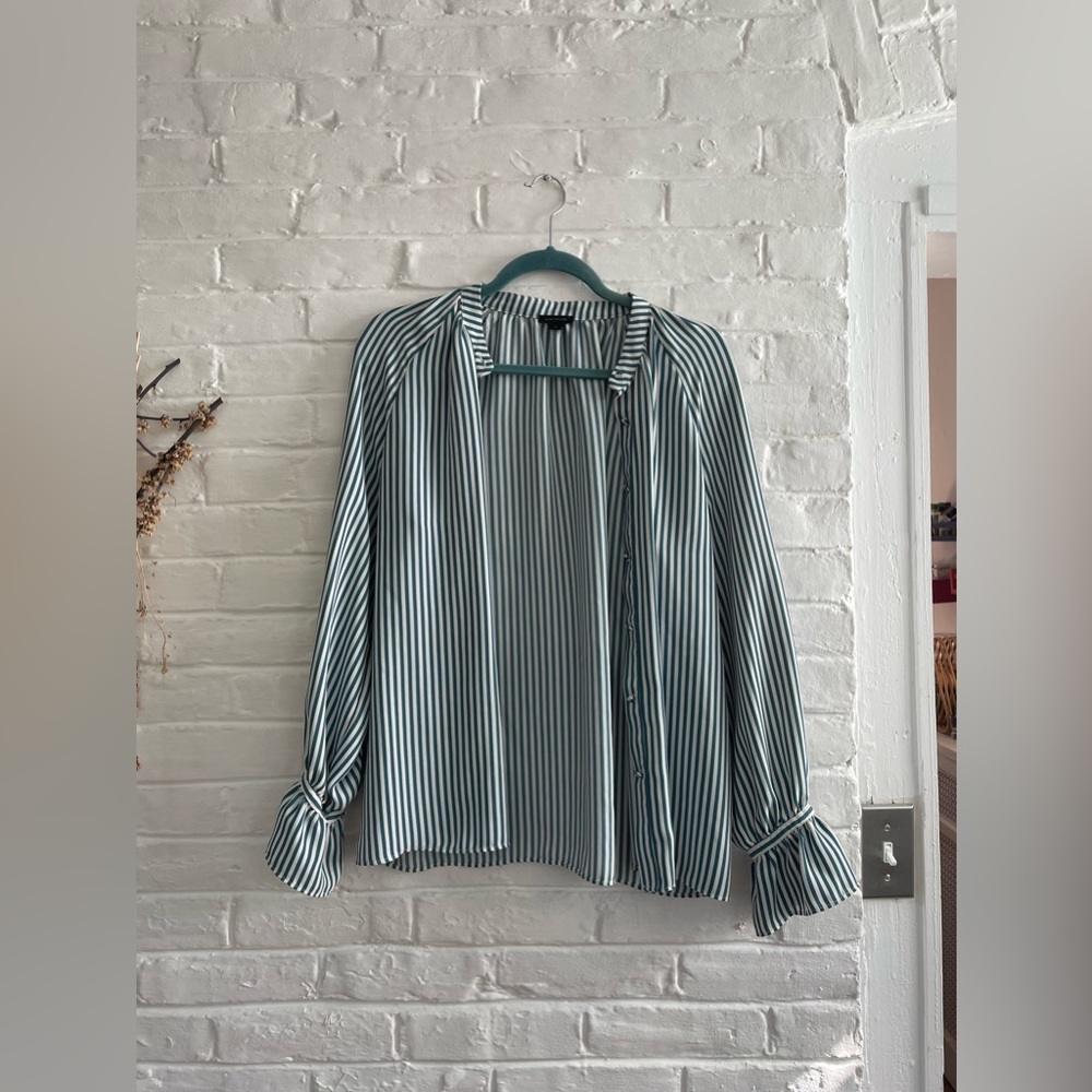 Ann Taylor. Blouse worn twice